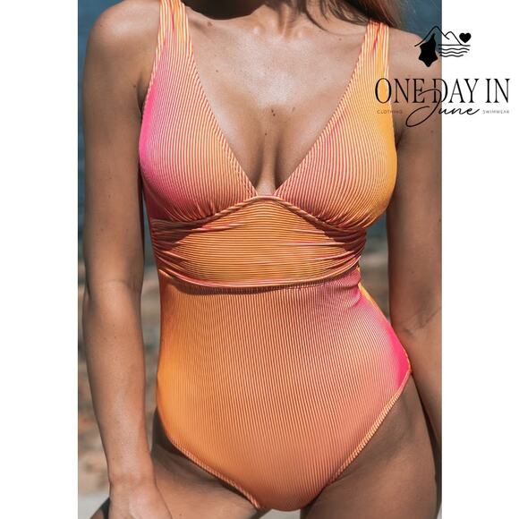 Cupshe Ribbed One Piece Swimsuit Size L - Picture 1 of 7